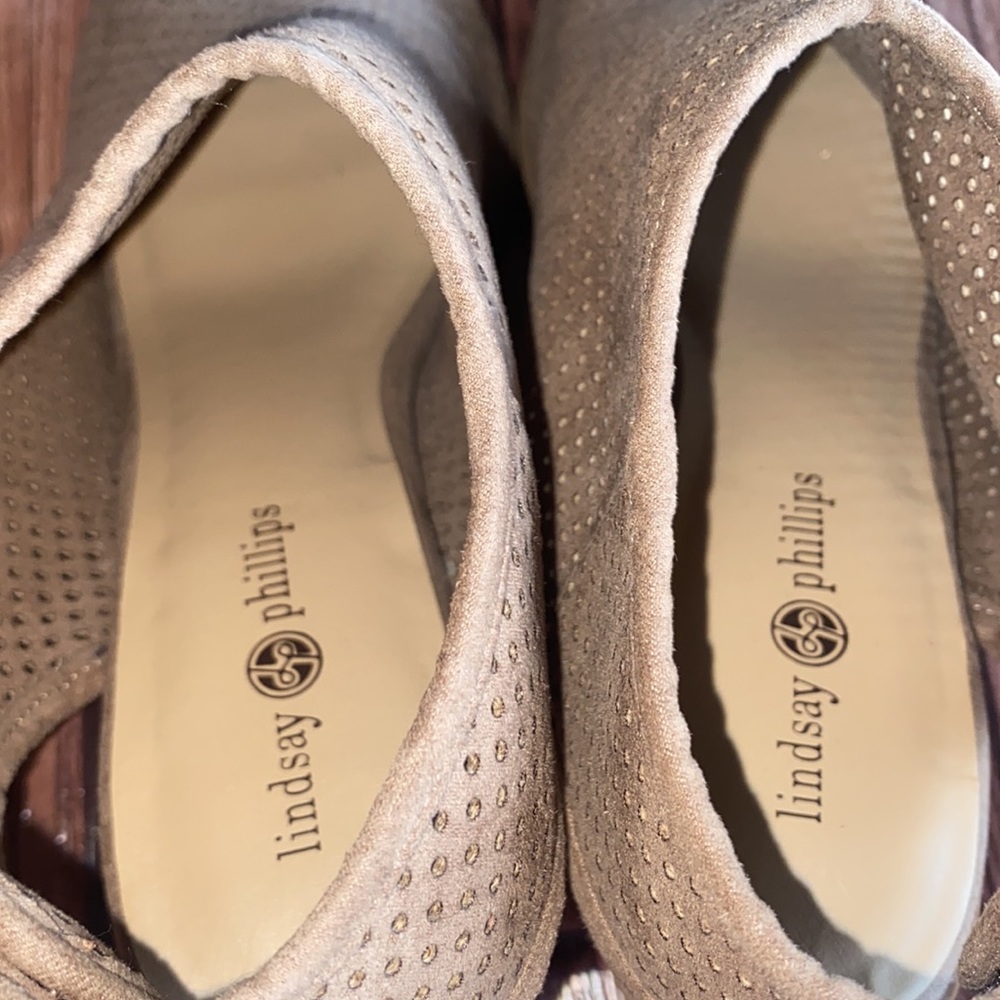 Lindsay Phillips - Women’s Heels With Interchange… - image 4